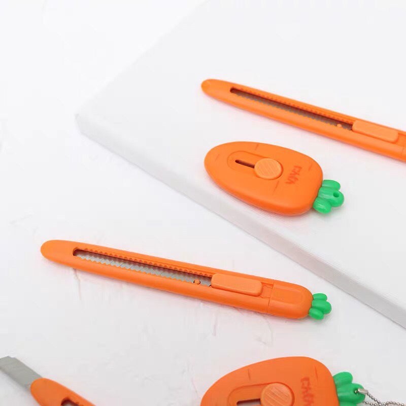 Creative Mini Portable Carrot Paper Cutter